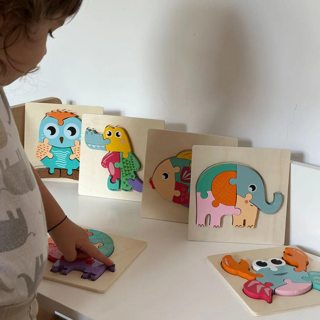 6 drevených montessori puzzle – Autíčka (6+ mesiacov)