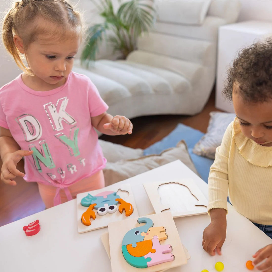6 drevených montessori puzzle – Autíčka (6+ mesiacov)