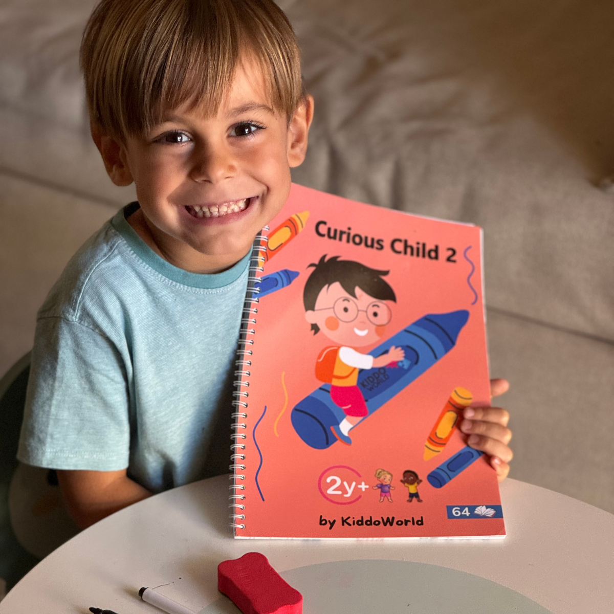Curious Child 2 – Píš a zotri zošit na učenie písania, na viacnásobné použitie (64 strán, 2–5 rokov)