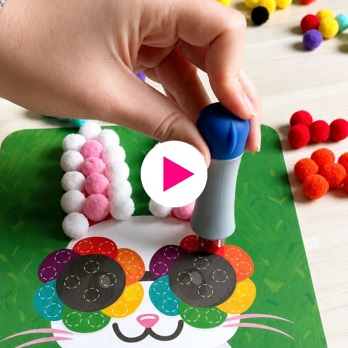 Pom Pom Kit – vytvor si hebké 3D zvieratká z mäkkých bambuliek bez neporiadku! (5+ rokov)